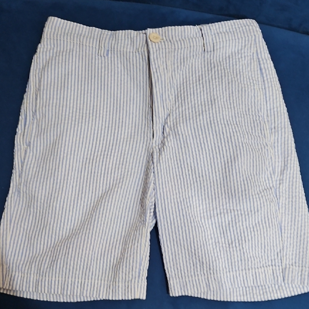 Vineyard Vines Blue and White Flat Front Seersucker Shorts